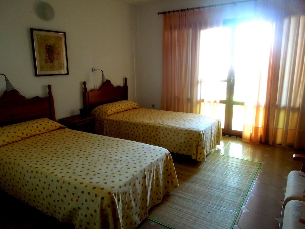 The Sea Garden Hotel & Resort L'Ampolla Ruang foto
